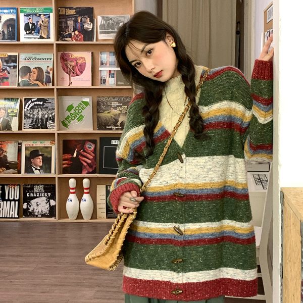 Mid-Length Knitted Sweater Coat for Women, Thickened Horn Button Cardigan, Vintage Style for Spring and Autumn Fashion