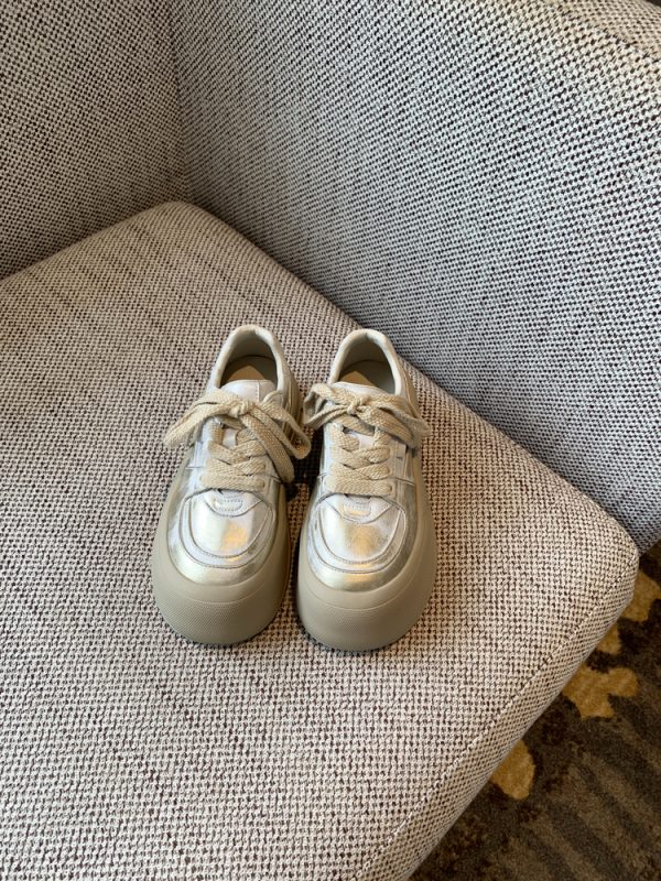 Milk Tea Color Round Toe Women's Casual Sneakers - Thick-Soled Height-Increasing Sports Shoes for Outdoor Style 2025