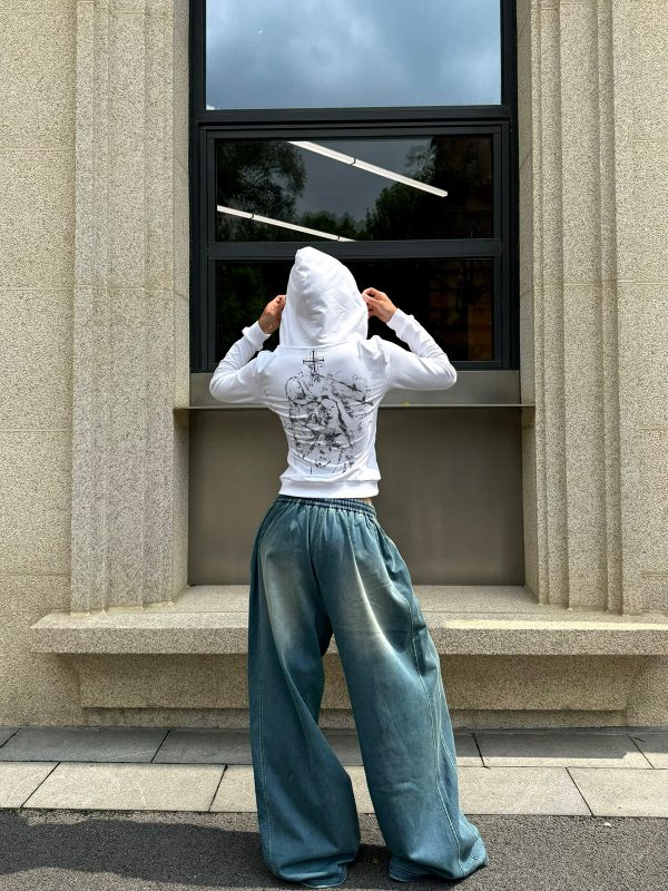 Millennium Street Music Score Embroidery Portrait Gradient Print Waist-Defining Slim Fit Hoodie for Trendy Streetwear Style