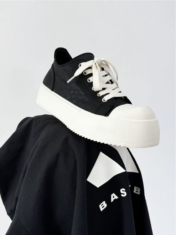 Minimalist Thick-Soled Derby Shoes for Men - Trendy Big Head Design, Casual Leather, High Street Style, Commuting Footwear