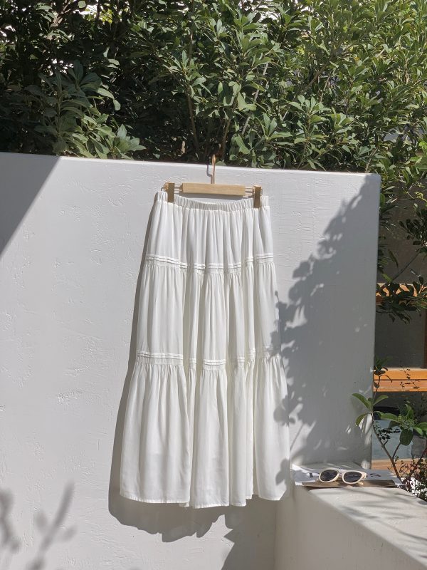 Misty Purple Plus Size Mid-Length Loose Draped Skirt - Flowing White Umbrella Design for Effortless Style