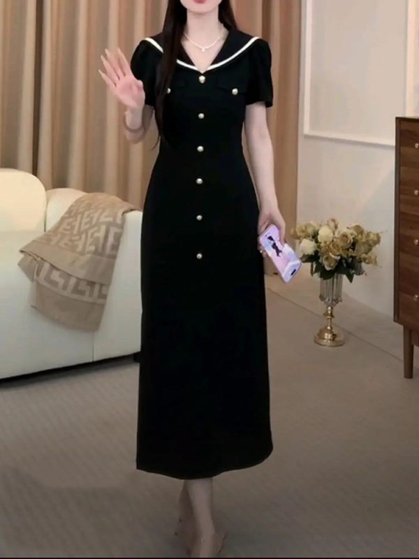 Navy Collar Short Sleeve Plus-Size Dress for Curvy Figures - Trendy Summer Style, Flattering Fit, Elegant Black Dress