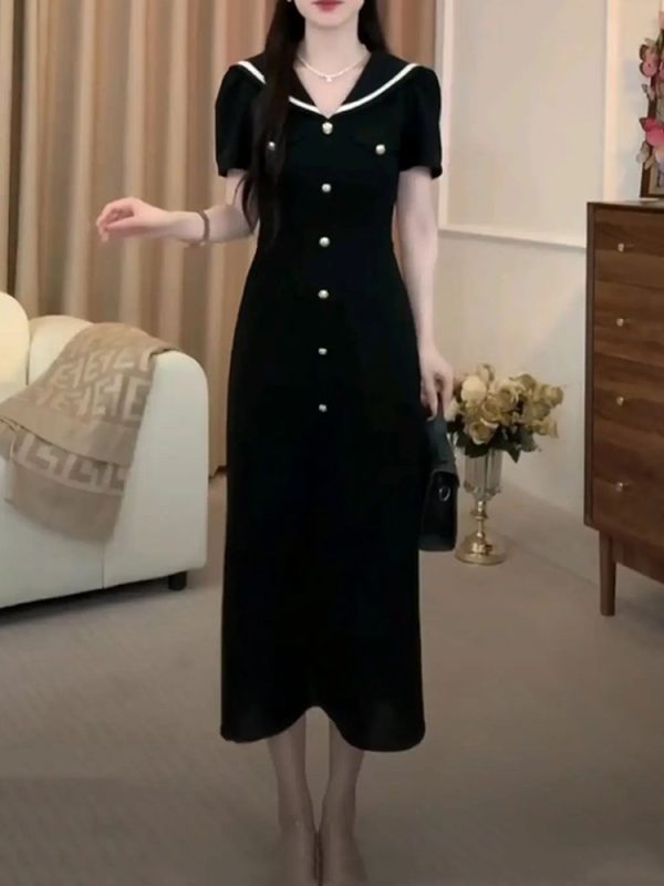 Navy Collar Short Sleeve Plus-Size Dress for Curvy Figures - Trendy Summer Style, Flattering Fit, Elegant Black Dress