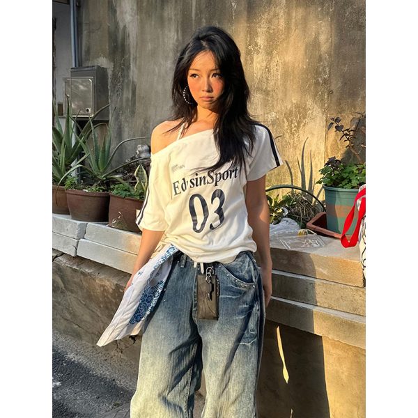 Off-Shoulder Color-Blocking T-Shirt for Women - Spicy Girl Summer Top with Letter Print and Woven Strap, Y2K Loose Fit Style