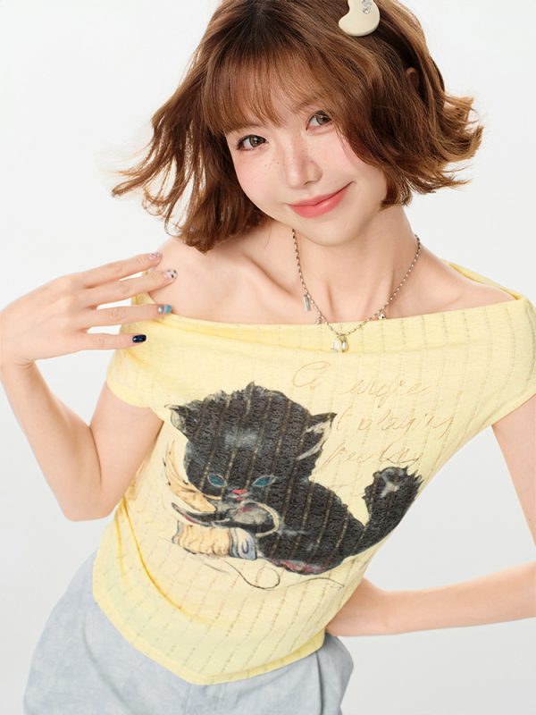 Off-Shoulder Retro Printed T-Shirt for Women, Drop Shoulder, Waist-Cinching, Slimming Summer Top, Y2K Style