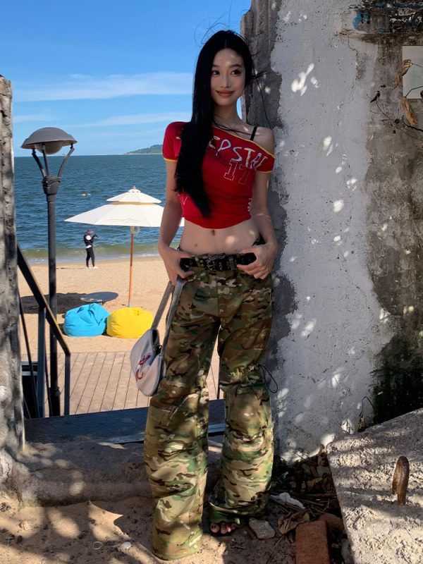 Off-Shoulder Short Sleeve Color-Blocking T-Shirt for Women - Spicy Girl Summer Top with Letter Print - Slim Fit Casual Style