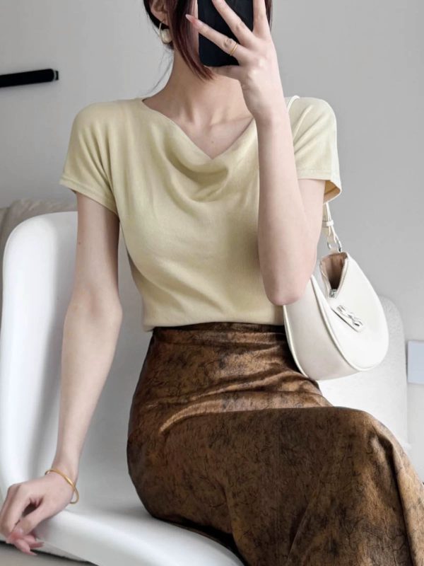 Off-Shoulder Short-Sleeved Top - Women's Summer French Style Thin Stretchy Knit in Light Colors - Elegant & Chic Essentials