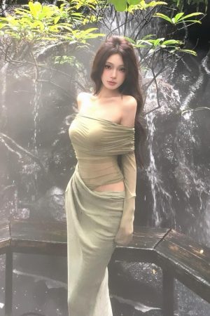 One-Shoulder Spicy Sexy Mesh Dress with Waist-Showing Design â€“ Slightly Sheer Long Skirt, Trendy Korean Style for a Bold Look