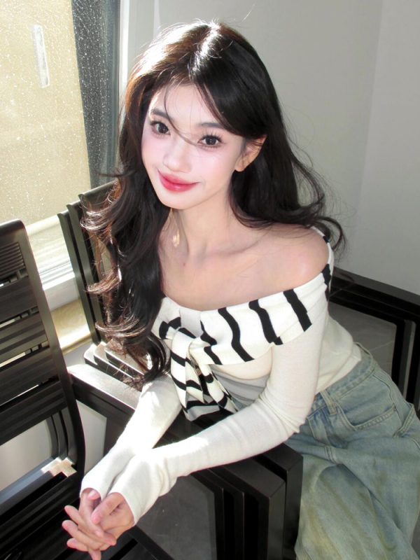One-Shoulder Striped Knitted Top for Women, Fitted Long Sleeve Sailor Collar Shirt, Trendy Early Spring Fashion