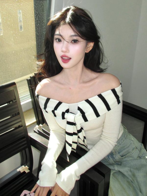 One-Shoulder Striped Knitted Top for Women, Fitted Long Sleeve Sailor Collar Shirt, Trendy Early Spring Fashion