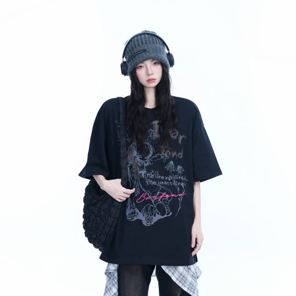 Oversized Black Short Sleeve T-Shirt for Women - American Street Style, Casual Cotton Tee with Sit and Eat Until the Mountains Are Empty Print