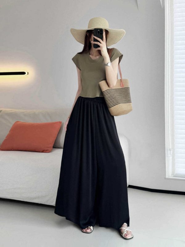 Petite U-Neck Cotton T-Shirt with Flutter Sleeves - Comfortable Summer 2025 Short Sleeve Top in Lazy Style for Casual Looks