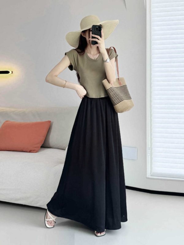 Petite U-Neck Cotton T-Shirt with Flutter Sleeves - Comfortable Summer 2025 Short Sleeve Top in Lazy Style for Casual Looks