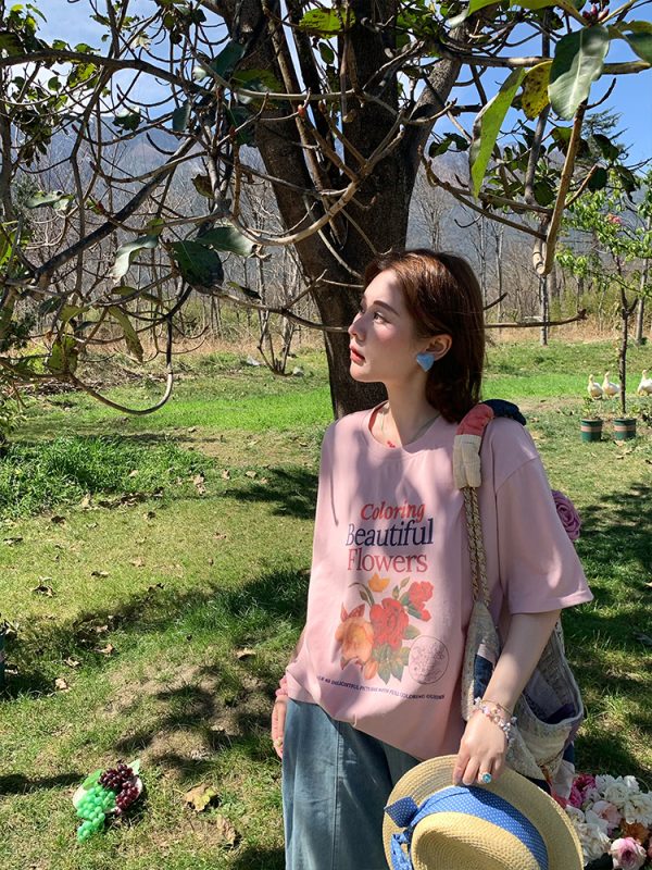 Pink Retro Floral Print Short Sleeve T-Shirt for Women - Summer Loose Fit Round Neck Top - Vintage 90s Style