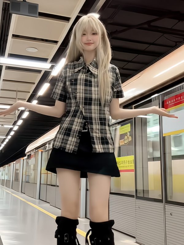 Plaid Short-Sleeve Shirt Jacket for Women - Irregular Button-Up, Slim Fit, American Style, 2025 Summer Fashion