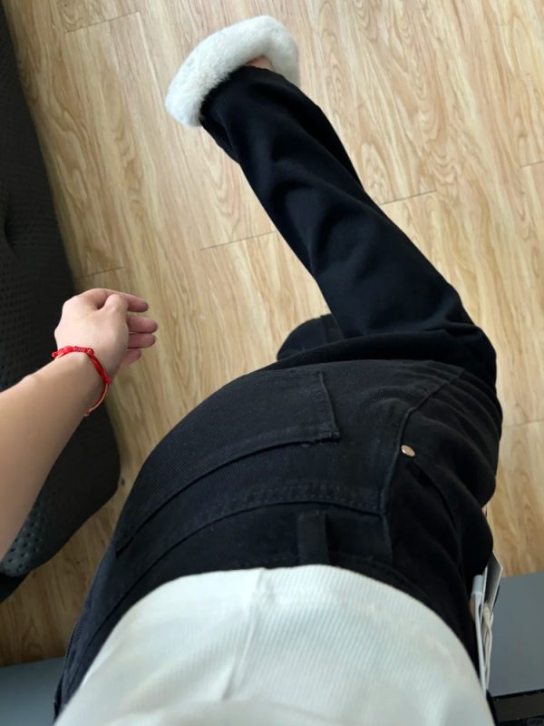 Plus-Size Black Straight-Leg Jeans for Petite Women - 2025 New Style, Loose Fit, Casual Fashion Essential