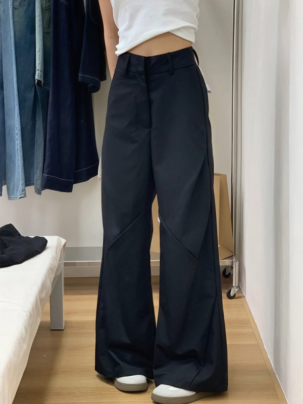 Plus Size Black Wide-Leg Trousers for Women - High-Waisted, Loose Fit, Casual Pleated Pants for Summer 2025