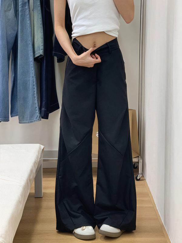 Plus Size Black Wide-Leg Trousers for Women - High-Waisted, Loose Fit, Casual Pleated Pants for Summer 2025