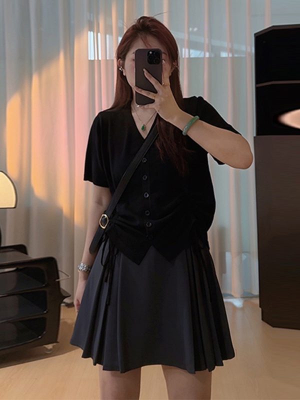 Plus Size Casual Loose Summer T-Shirt for Women, Slimming Drawstring Pleated V-Neck, Short Sleeve, Comfortable and Stylish Top