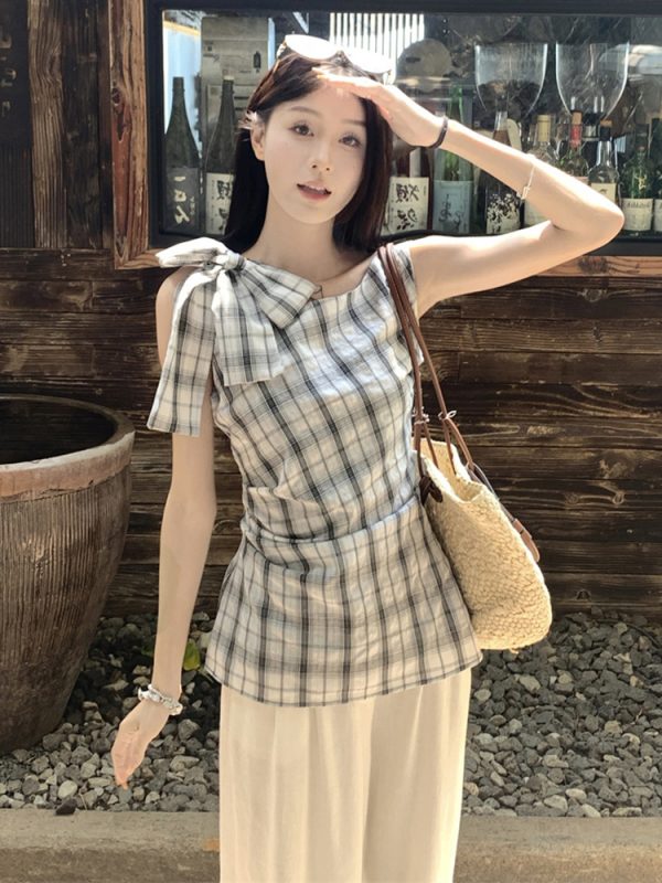 Plus Size Checkered Sleeveless Shirt for Women - Summer French Style Tie-Up Top, Slim Fit, Perfect for Casual Outings and Y2K Fashion