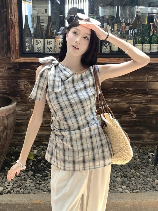 Plus Size Checkered Sleeveless Shirt for Women - Summer French Style Tie-Up Top, Slim Fit, Perfect for Casual Outings and Y2K Fashion