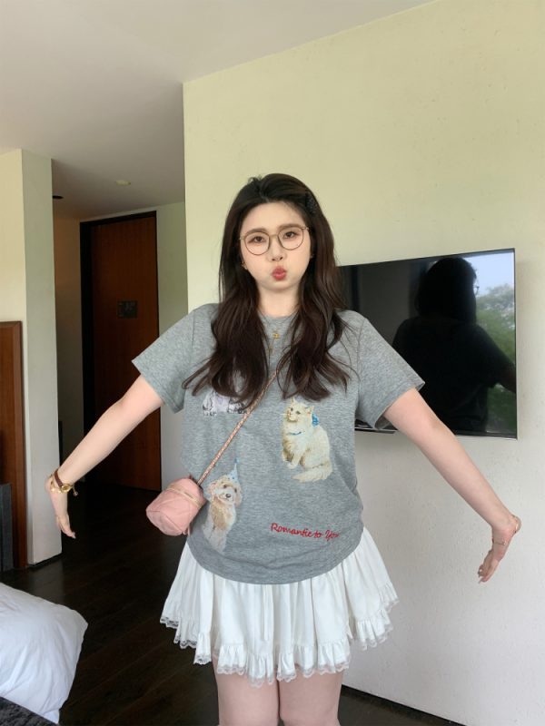Plus Size Gray Cartoon Print Animal Party T-Shirt - Loose Fit Short Sleeve Top for Casual Style