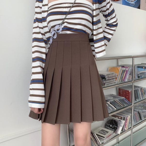 Plus Size Gray High-Waisted A-Line Pleated Skirt for Women - Slimming Short Solid Color Design with Sophisticated Style