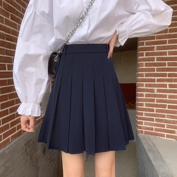Plus Size Gray High-Waisted A-Line Pleated Skirt for Women - Slimming Short Solid Color Design with Sophisticated Style