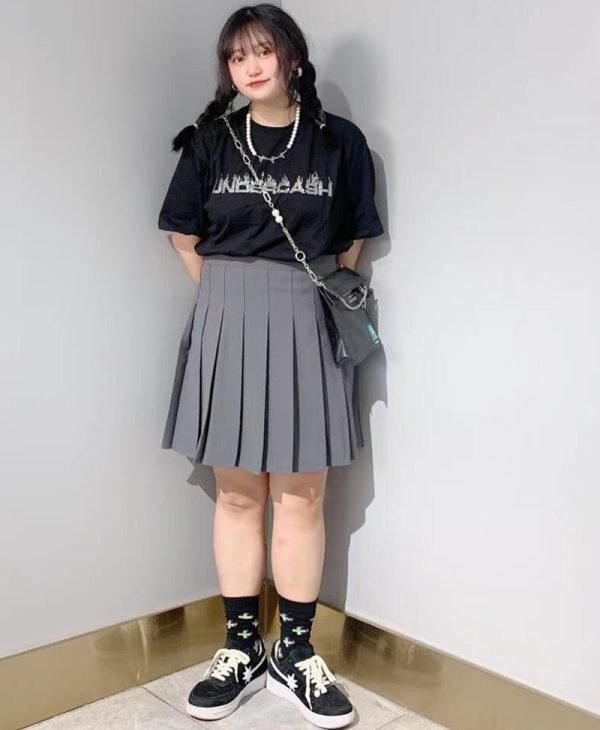 Plus Size Gray High-Waisted A-Line Pleated Skirt for Women - Slimming Short Solid Color Design with Sophisticated Style