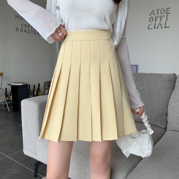 Plus Size Gray High-Waisted A-Line Pleated Skirt for Women - Slimming Short Solid Color Design with Sophisticated Style