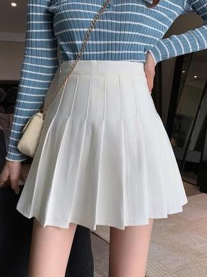 Plus Size High-Waisted A-Line Plaid Wool Pleated Skirt for Autumn Winter - Flattering Short Skirt for Curvy Women and Students