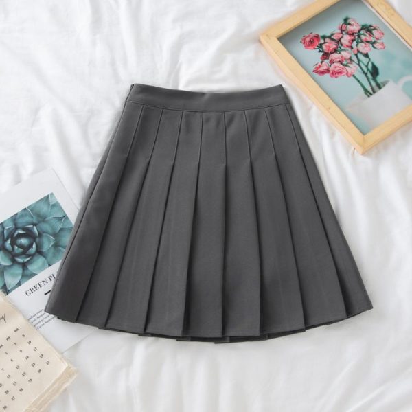 Plus Size High-Waisted A-Line Plaid Wool Pleated Skirt for Autumn Winter - Flattering Short Skirt for Curvy Women and Students