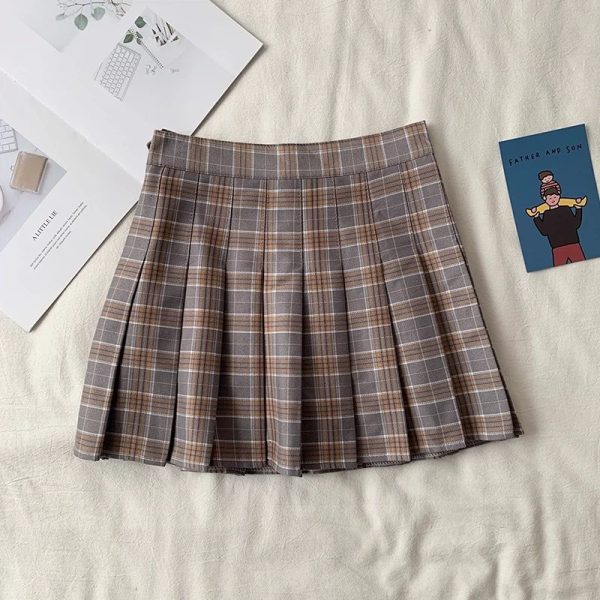Plus Size High-Waisted A-Line Plaid Wool Pleated Skirt for Autumn Winter - Flattering Short Skirt for Curvy Women and Students