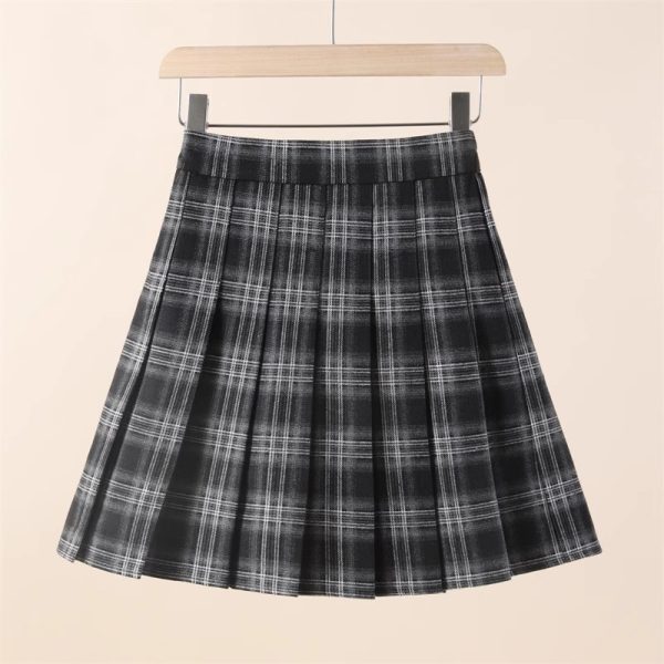 Plus Size High-Waisted A-Line Plaid Wool Pleated Skirt for Autumn Winter - Flattering Short Skirt for Curvy Women and Students