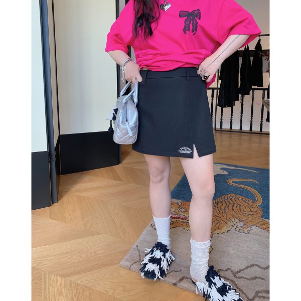 Plus Size High-Waisted Black A-Line Skirt for Women, Summer 2025 Embroidered Design, Curvy Fashion, Stylish Short Skirt