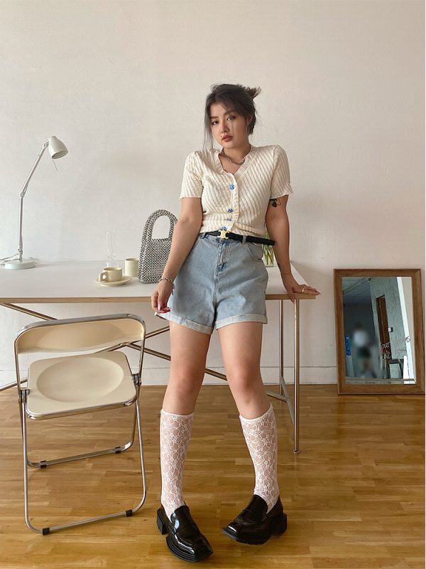 Plus-Size High-Waisted Loose-Fitting Denim Shorts with Rolled Hem - Classic Casual Straight-Leg Style for Everyday Wear