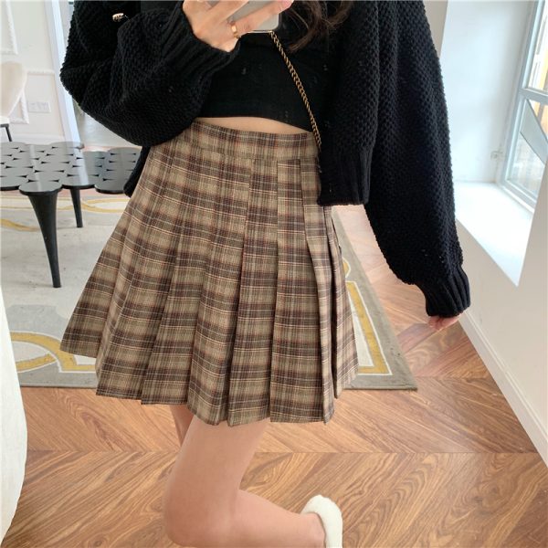Plus Size High-Waisted Plaid Pleated Skirt for Women - 2025 Spring Summer College Style Short Skirt, Anti-Exposure Design