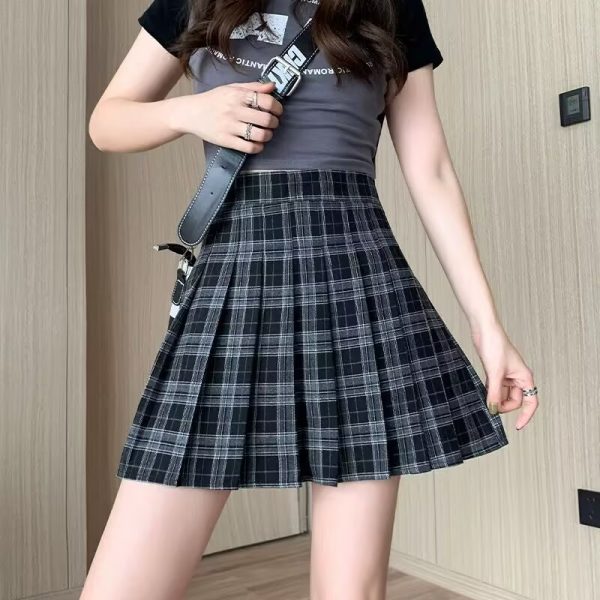 Plus Size High-Waisted Plaid Pleated Skirt for Women - 2025 Spring Summer College Style Short Skirt, Anti-Exposure Design