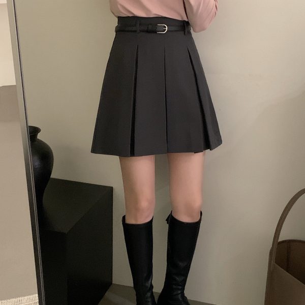 Plus-Size High-Waisted Pleated A-Line Skirt for Women, Slimming College Style, Trendy Half Skirt for Curvy Figures