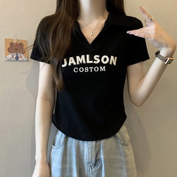 Plus Size Korean Style Letter Polo Collar Short Sleeve T-Shirt for Women - Tummy-Covering Slim Fit Cropped Top for Summer