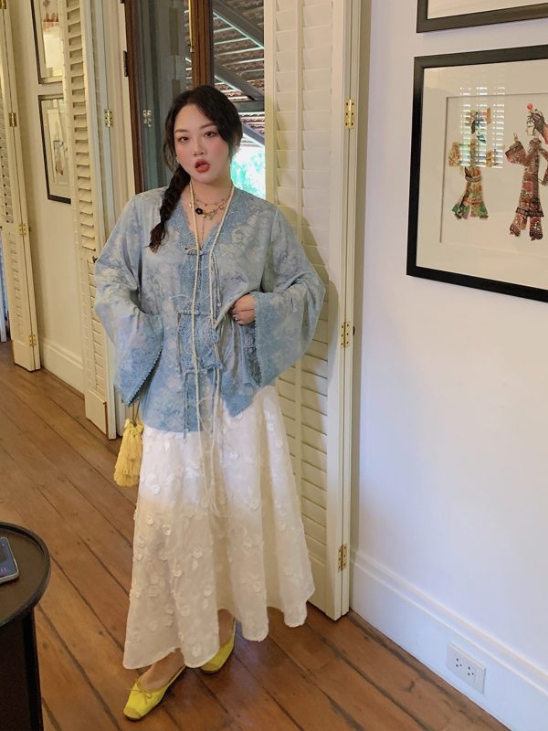 Plus Size Long Sleeve V-Neck Lace Shirt for Women - New Chinese Style National Wind Spring 2025 Top