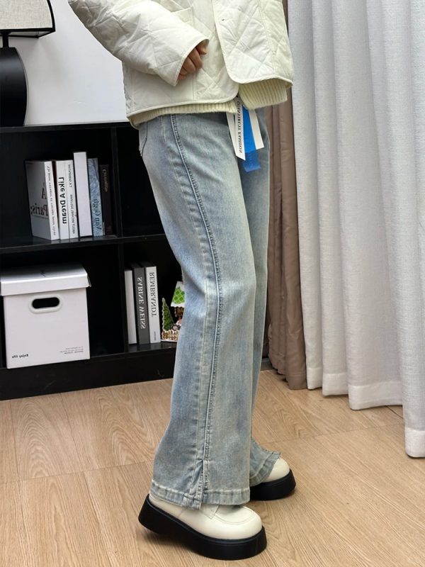 Plus-Size Pear-Shaped Slimming Flared Jeans with Side Slits - Non-Skinny Bell-Bottoms for Petite Women