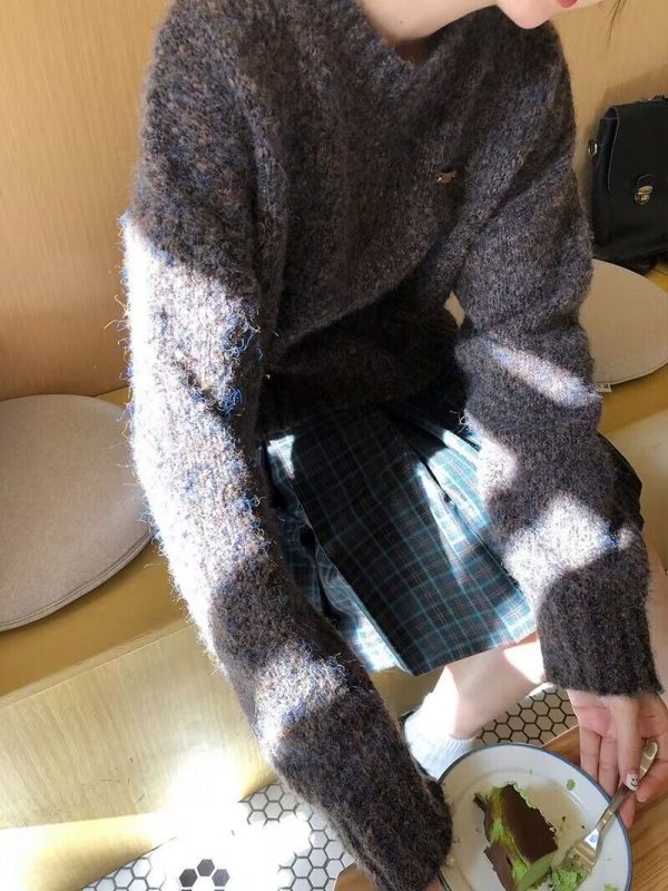 Plus-Size Plaid A-Line Pleated Skirt for Women - Mid-Length Checkered Spring/Summer College Style Skirt