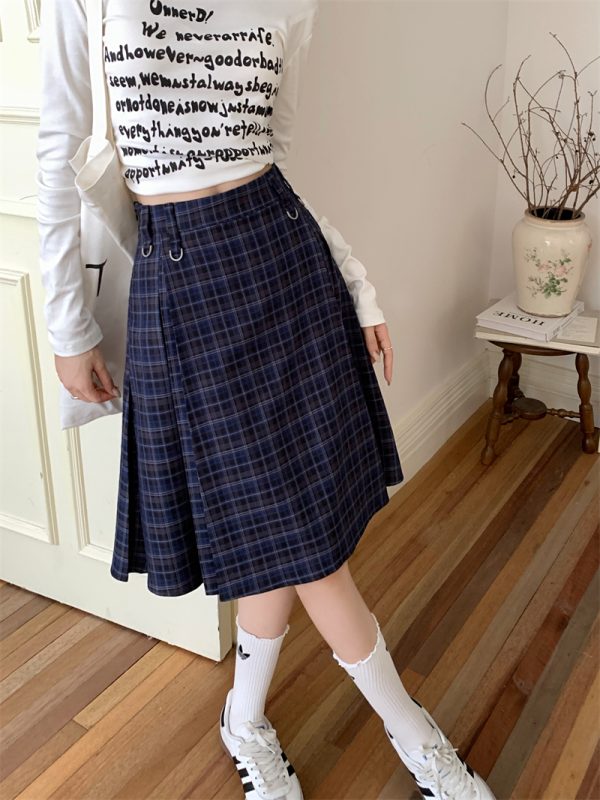Plus Size Plaid A-Line Skirt for Women, High-Waisted Checkered Skirt, Autumn College Style, Slimming Mid-Length Fashion