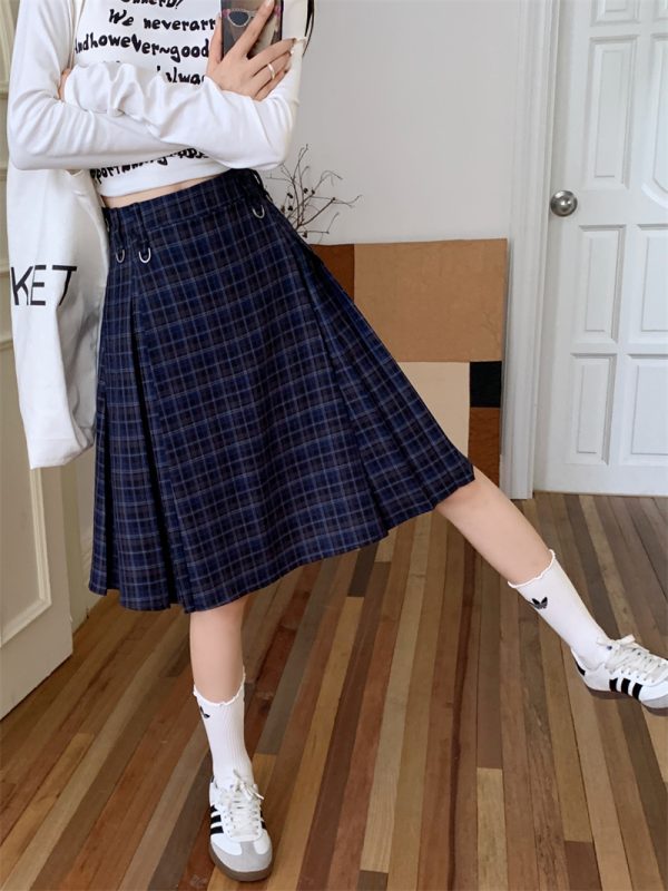 Plus Size Plaid A-Line Skirt for Women, High-Waisted Checkered Skirt, Autumn College Style, Slimming Mid-Length Fashion