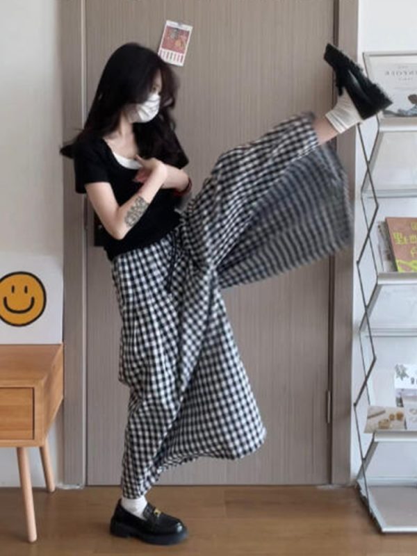 Plus Size Plaid Summer Skirt Pants for Curvy Women, Slimming Wide-Leg Flowy Trousers, Casual 2025 Fashion