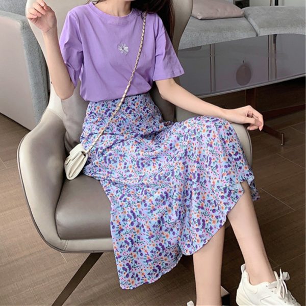 Plus Size Purple Floral Chiffon A-Line Skirt for Women, Summer Fashion, Flattering Fish Tail Mid-Length Style