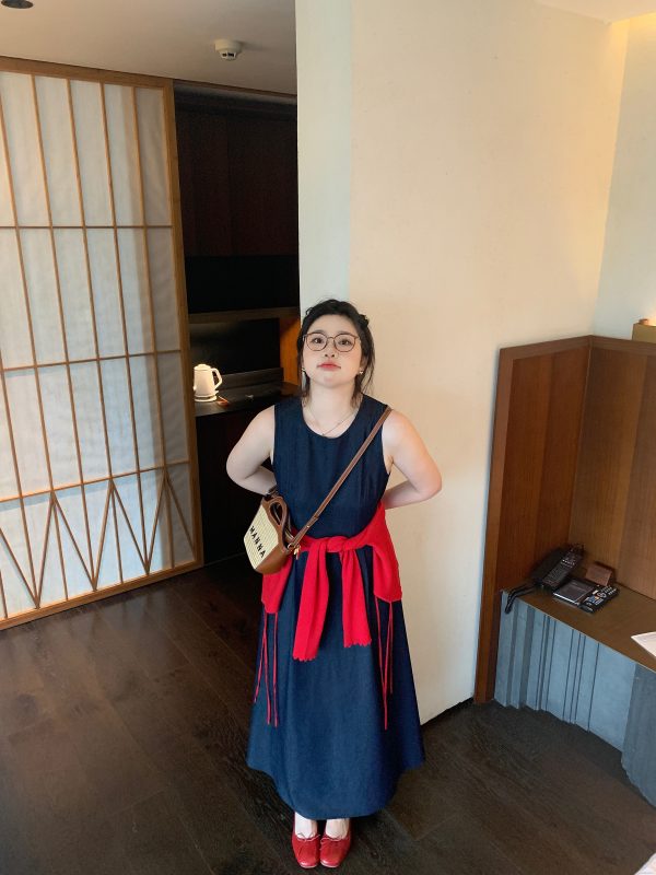 Plus Size Retro Blue Sleeveless Denim Dress with Elegant Vest - Chubby Urban Style Long Skirt for Weekly Reports