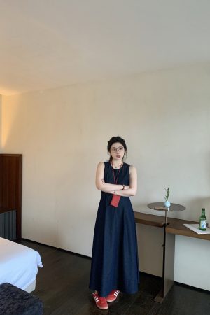 Plus Size Retro Blue Sleeveless Denim Dress with Elegant Vest - Chubby Urban Style Long Skirt for Weekly Reports