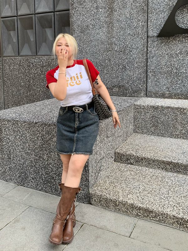Plus Size Retro Color Block Letter Print Drawstring T-Shirt Top for Women - Slimming Shoulder Design, Casual Y2K Style